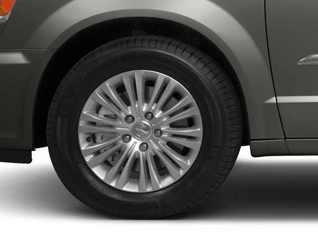 2013 Chrysler Town & Country Touring-L
