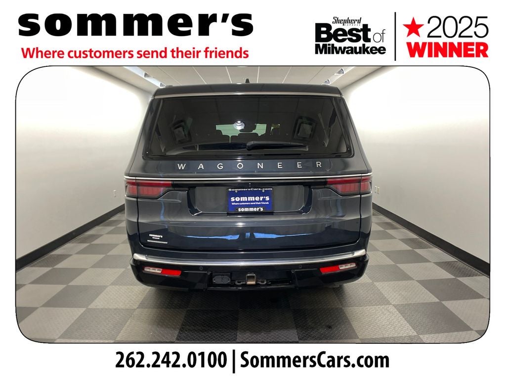 2023 Jeep Wagoneer Base