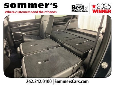 2023 Jeep Wagoneer Base