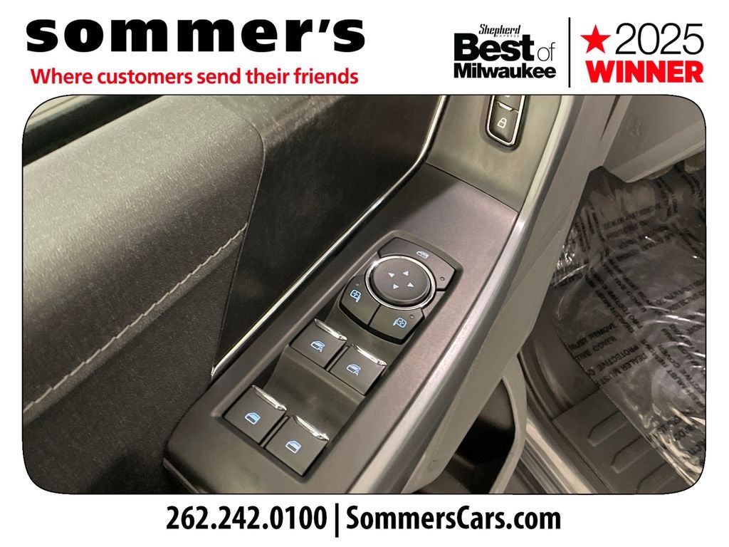 2023 Ford F-150 Lightning XLT