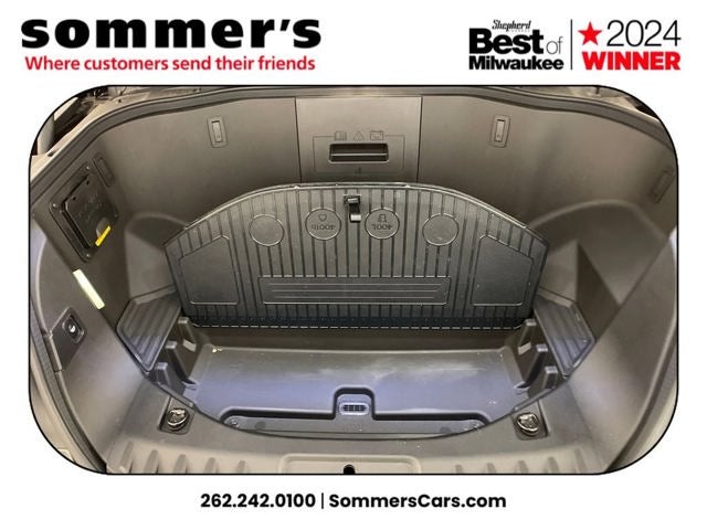 2023 Ford F-150 Lightning XLT