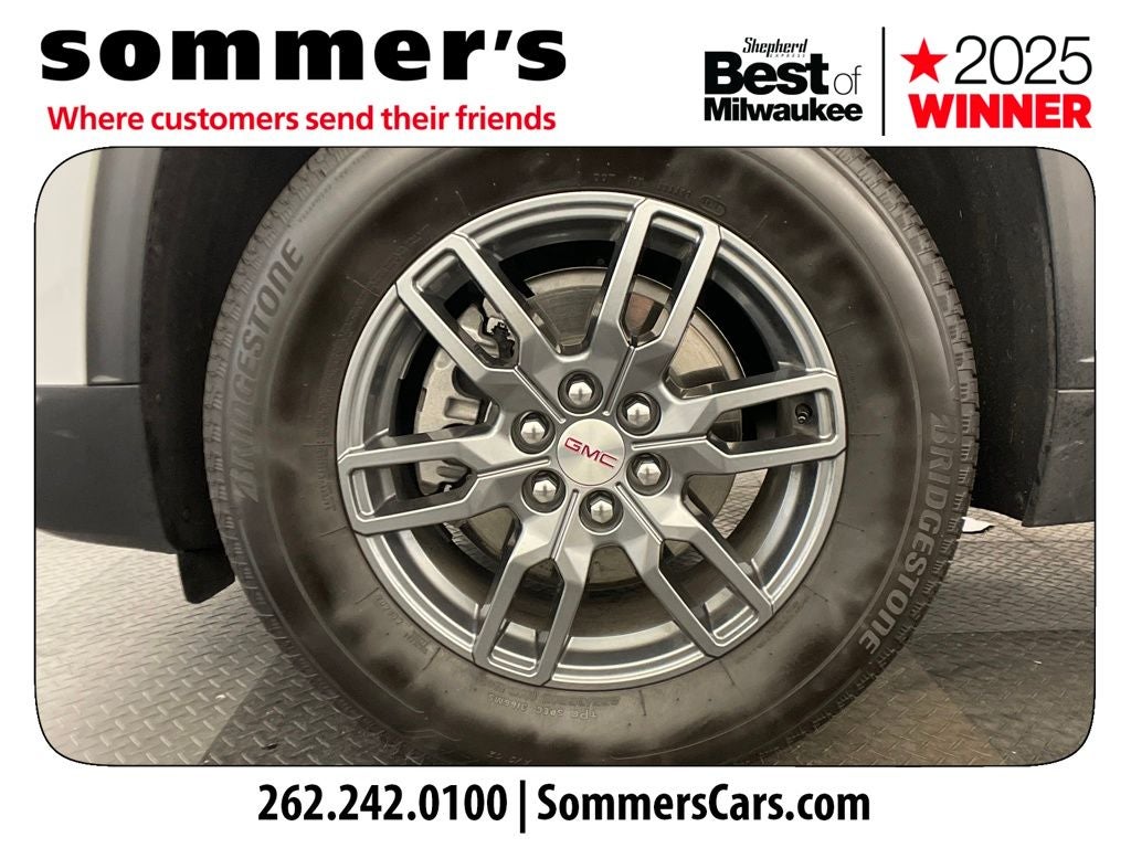 2025 GMC Acadia Elevation