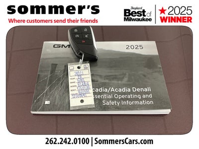 2025 GMC Acadia Elevation
