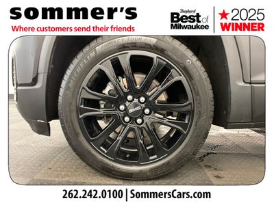 2023 GMC Acadia SLE ELEVATION