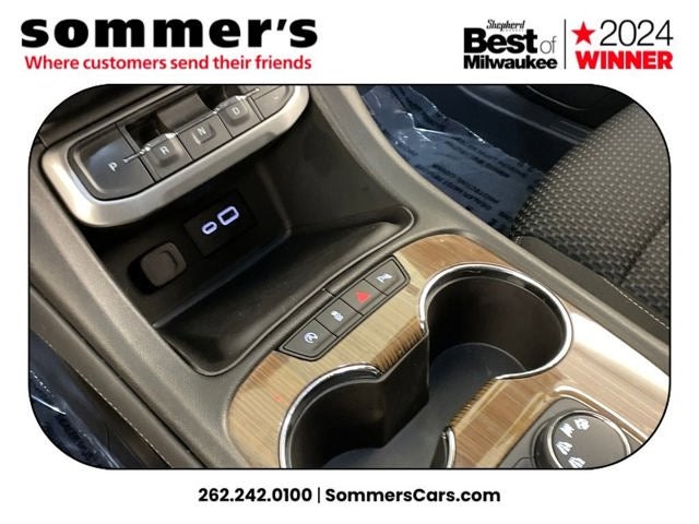 2023 GMC Acadia SLE ELEVATION