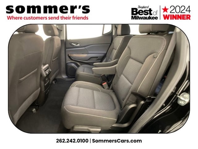 2023 GMC Acadia SLE ELEVATION