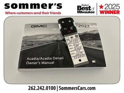 2023 GMC Acadia SLT