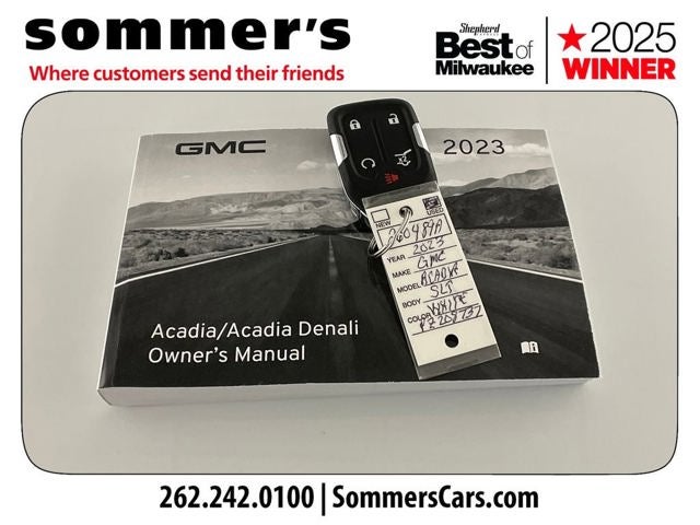 2023 GMC Acadia SLT
