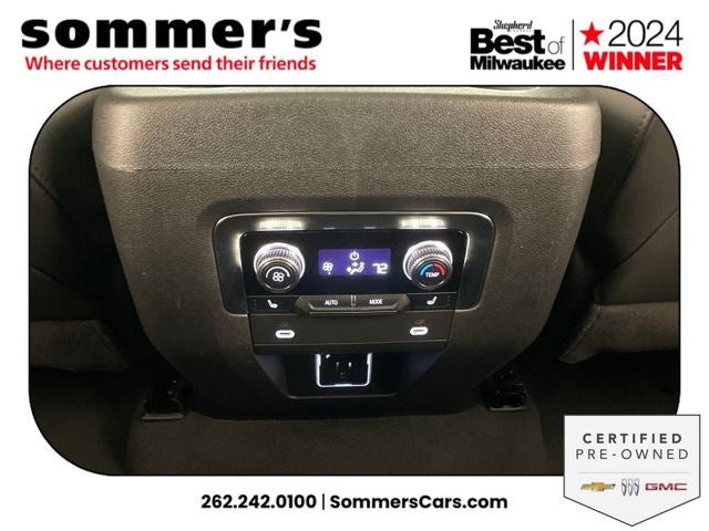 2024 GMC Yukon XL AT4