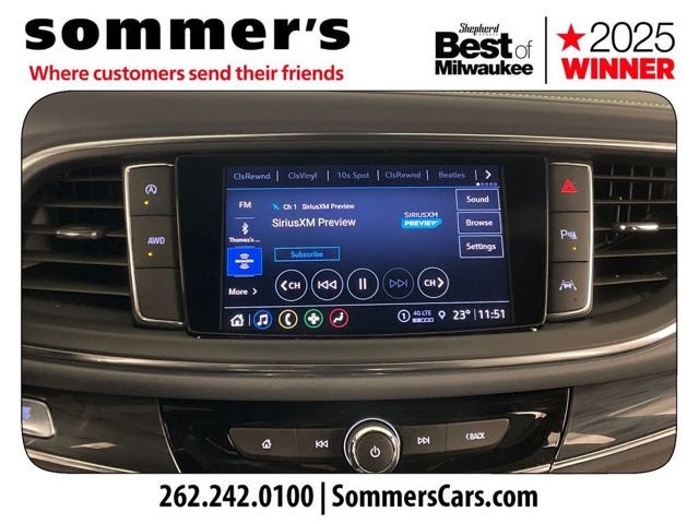 2023 Buick Enclave Essence