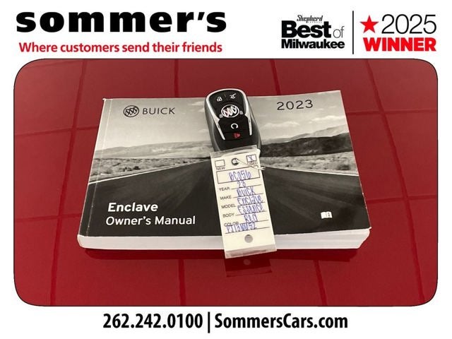 2023 Buick Enclave Essence