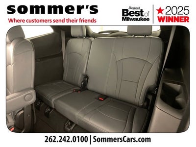 2024 Buick Enclave Essence