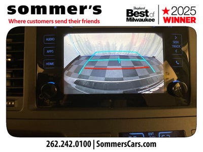 2015 Toyota Sienna LE 8 Passenger