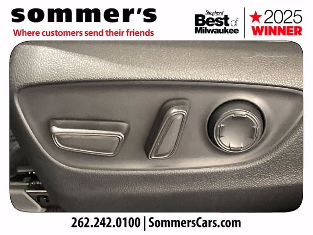 2022 Toyota Sienna XLE 8 Passenger