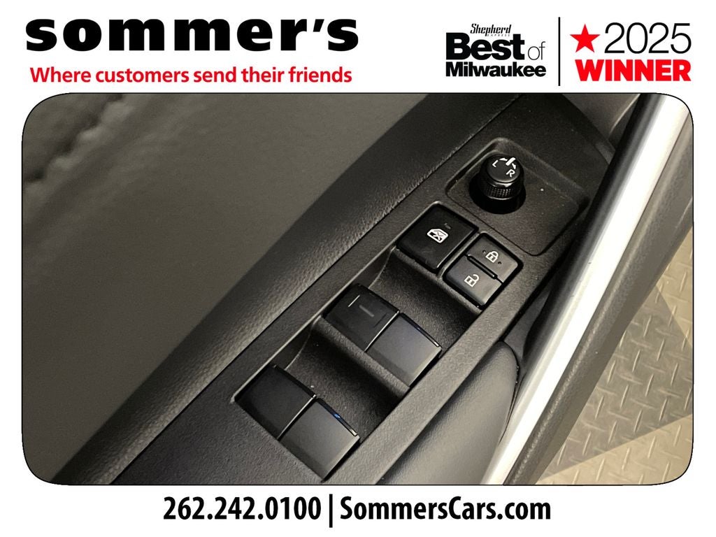 2025 Toyota Corolla Cross XLE