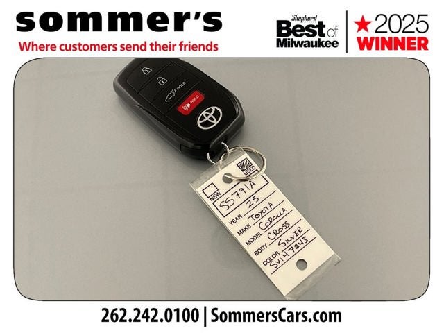 2025 Toyota Corolla Cross XLE