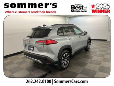 2025 Toyota Corolla Cross XLE