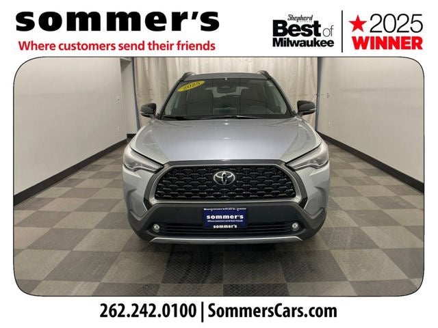 2025 Toyota Corolla Cross XLE