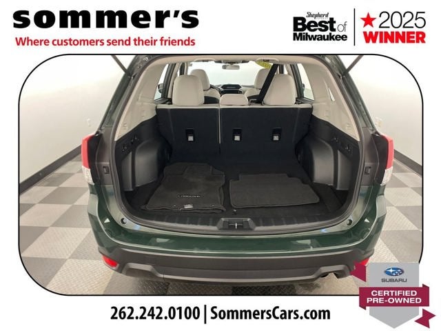 2023 Subaru Forester Base