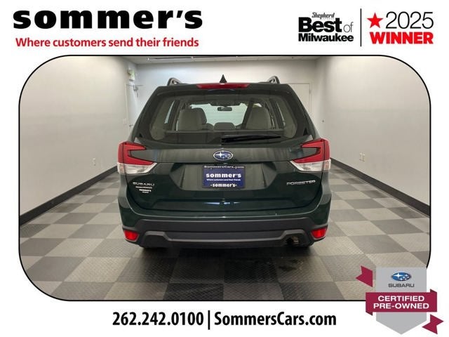 2023 Subaru Forester Base