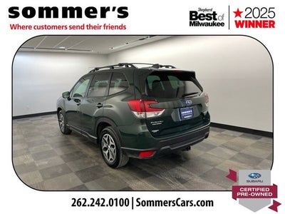 2023 Subaru Forester Premium