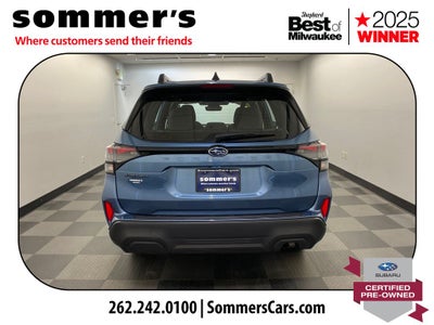 2025 Subaru Forester Base