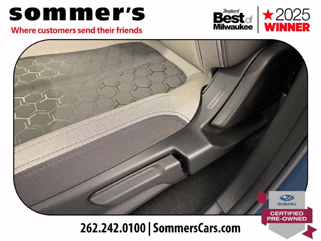2025 Subaru Forester Base
