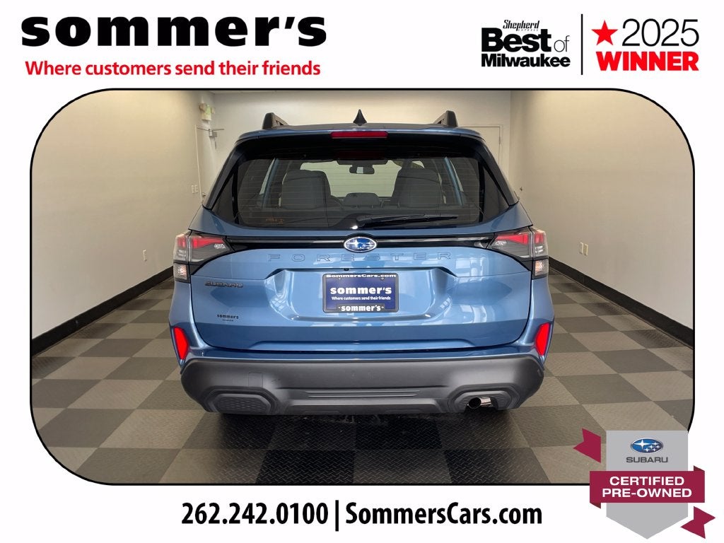 2025 Subaru Forester Base