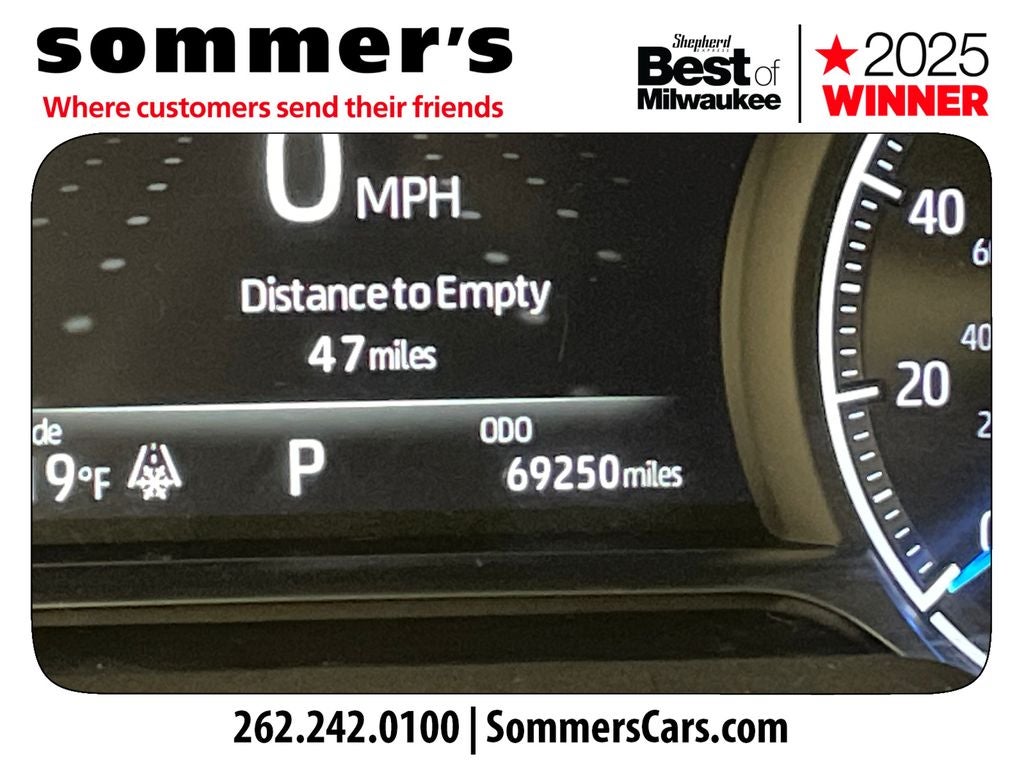 2022 Toyota Venza LE