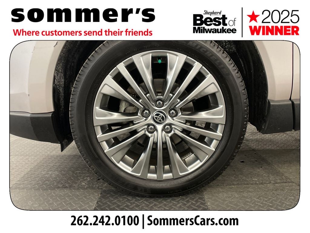 2022 Toyota Venza LE