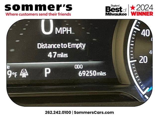 2022 Toyota Venza LE