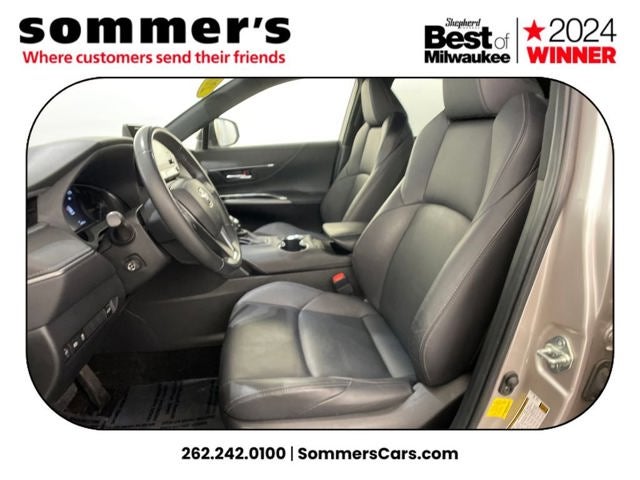 2022 Toyota Venza LE