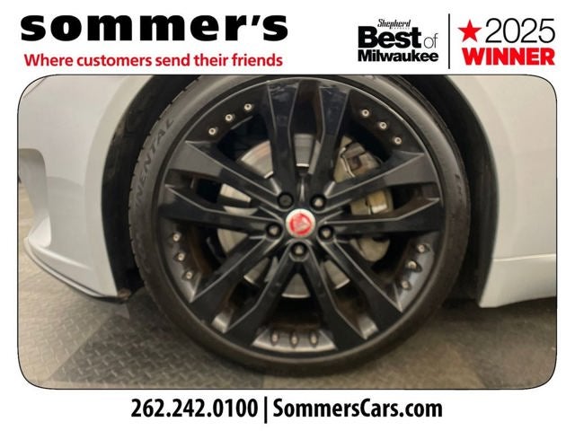 2019 Jaguar F-TYPE P300