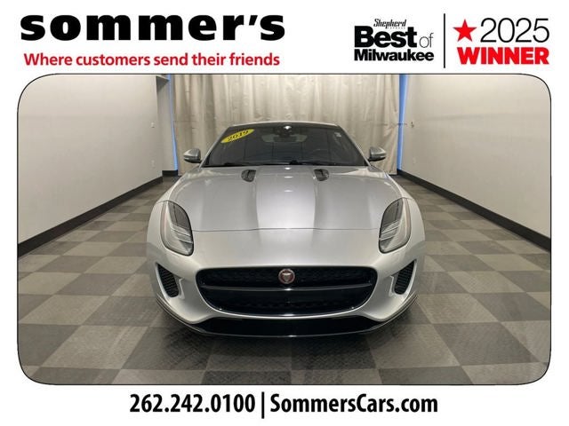 2019 Jaguar F-TYPE P300