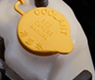 checking fluid coolant | Sommer's Subaru in Mequon WI